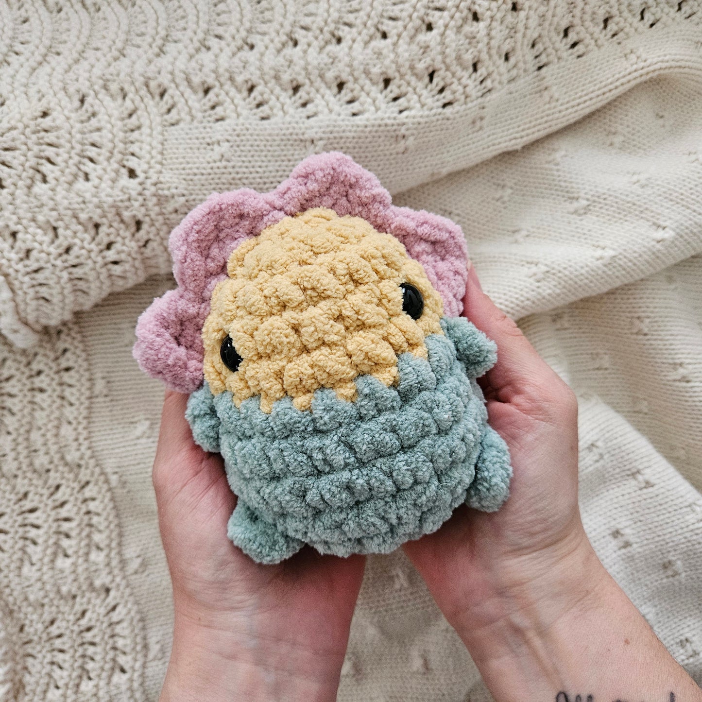 Flower Chubby Mini Buddy (Crochet Pattern)