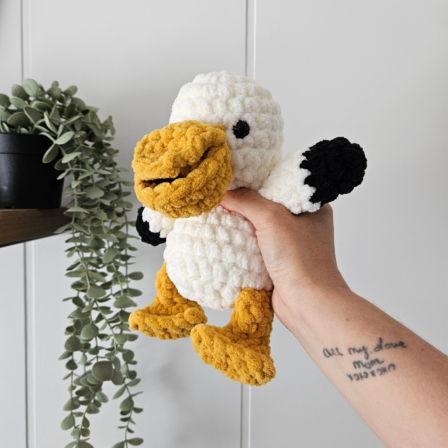 Pelican Beachy Stuffie COLOUR GUIDE + Bill Pattern (Crochet Pattern)