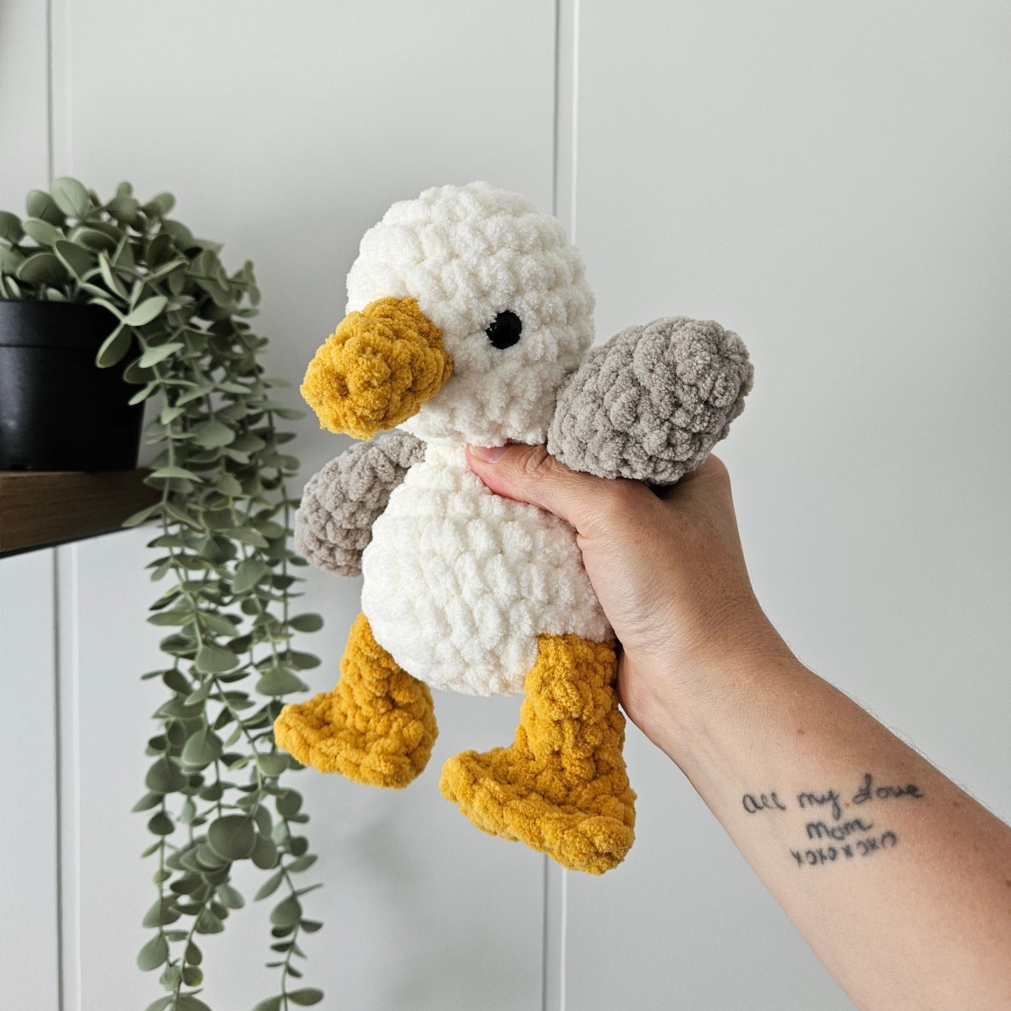 Seagull Beachy Stuffie COLOUR GUIDE + Beak Pattern (Crochet Pattern)