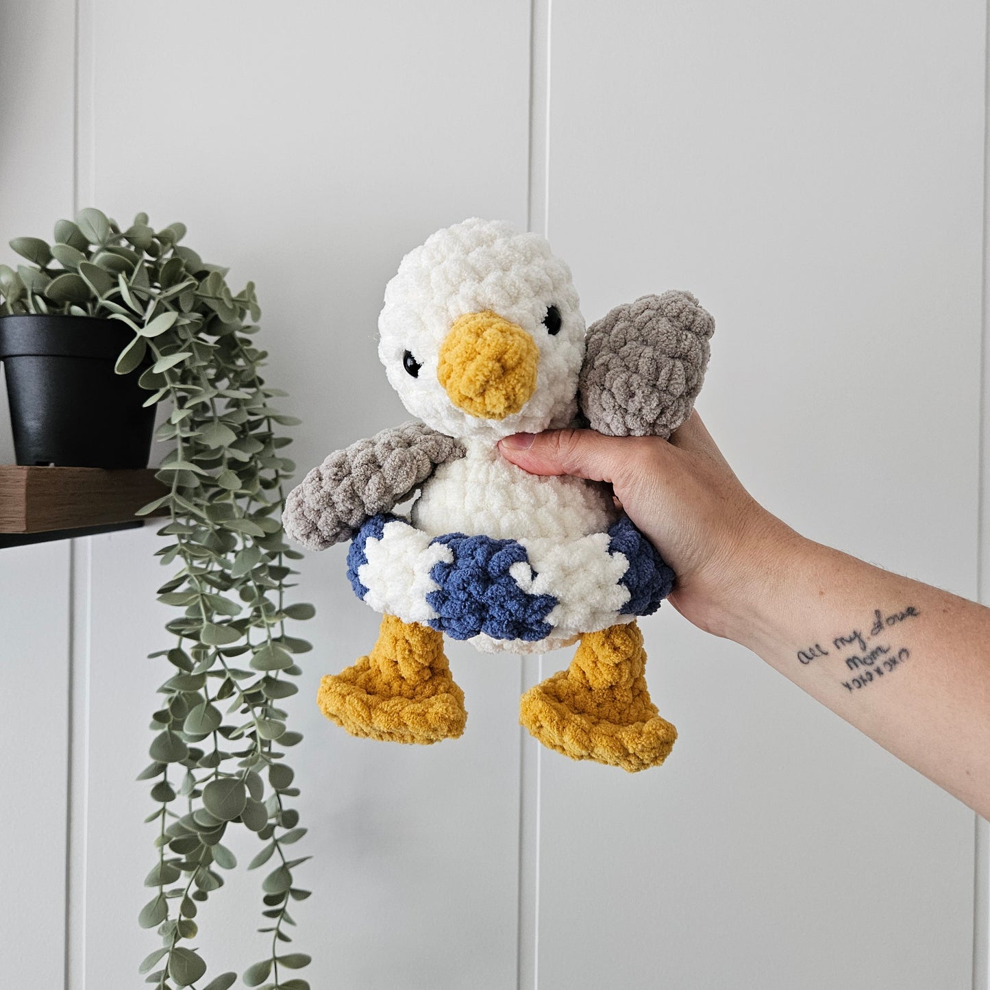 Seagull Beachy Stuffie COLOUR GUIDE + Beak Pattern (Crochet Pattern)