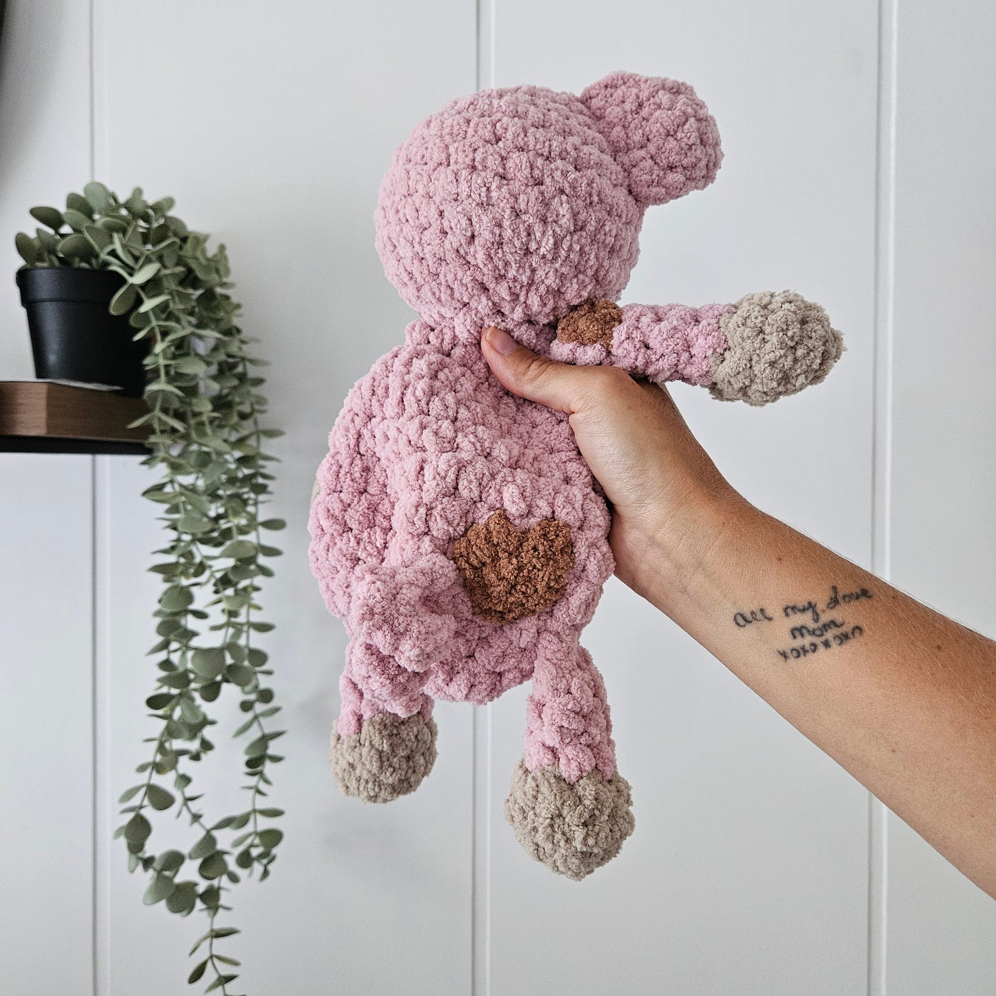 Puddie the Piglet Snuggler *Update* (Crochet Pattern)