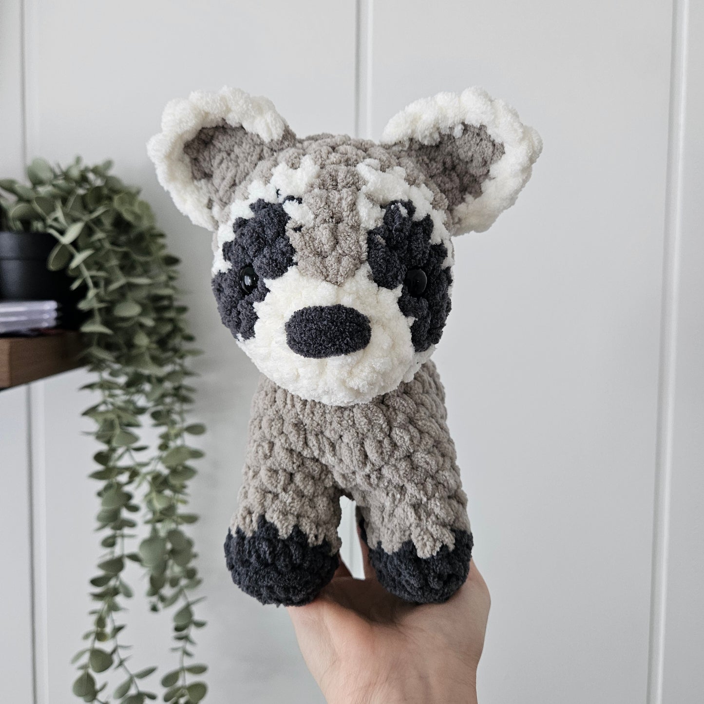 Robbie the Raccoon Plushie (Crochet Pattern)