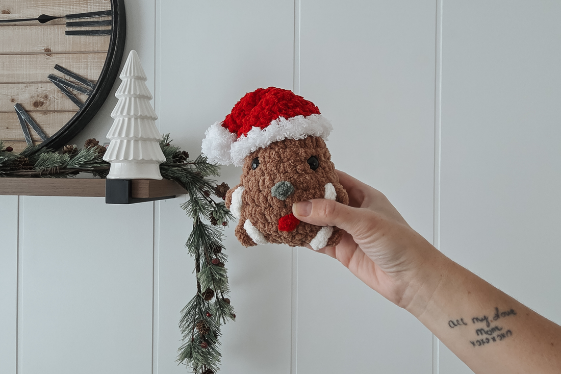 Free Mini Santa Hat Crochet Pattern