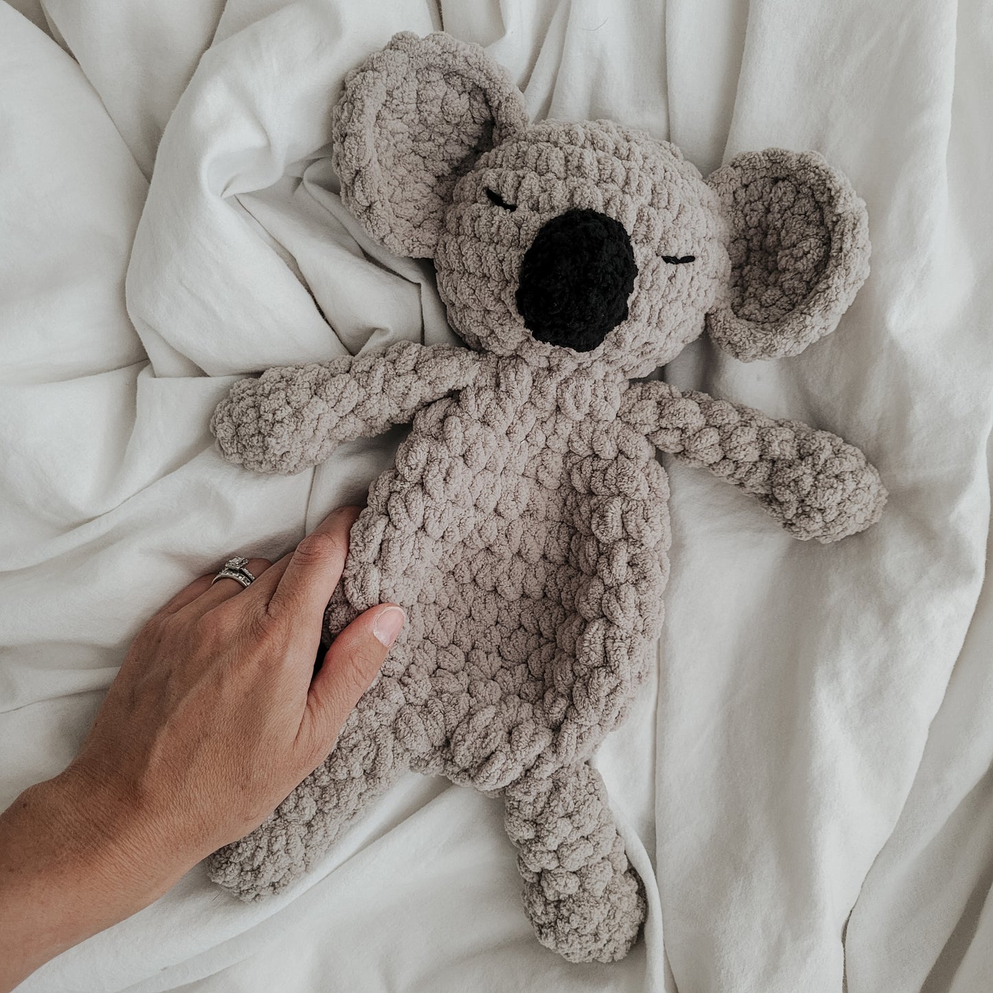 Kiwi the Koala Snuggler (Crochet Pattern)