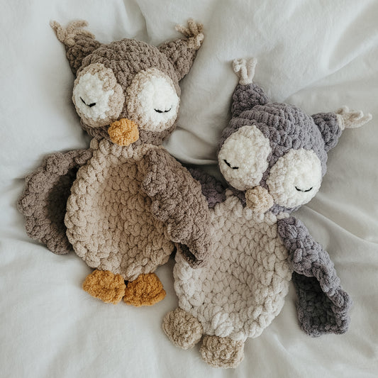 Oakley the Owl Snuggler (Crochet Pattern)