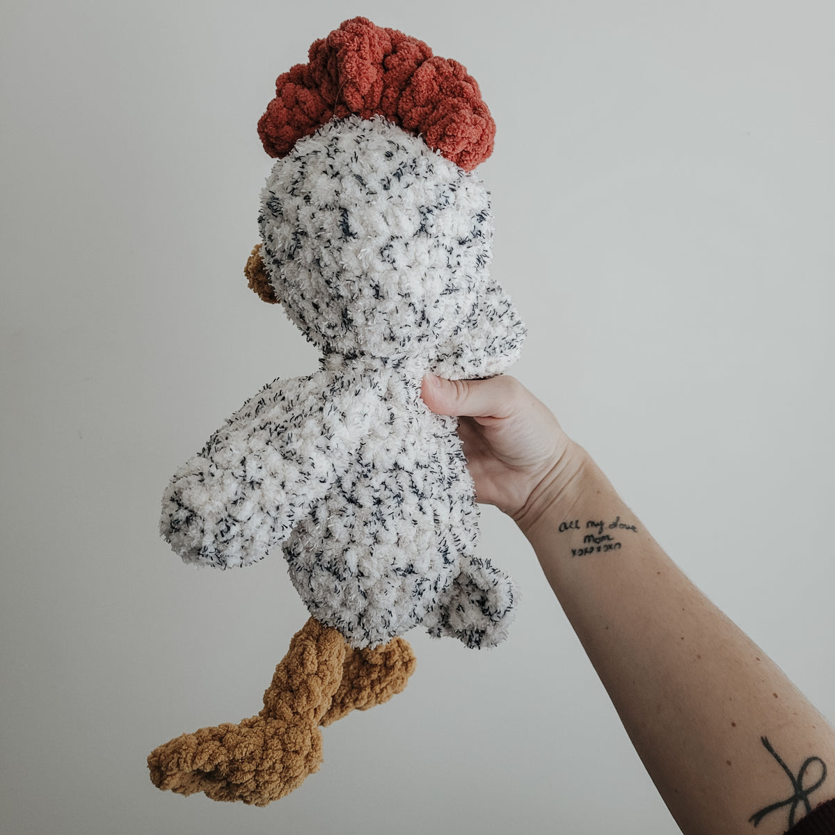 Cooper the Chicken Snuggler (Crochet Pattern) – The Cosy Stitch