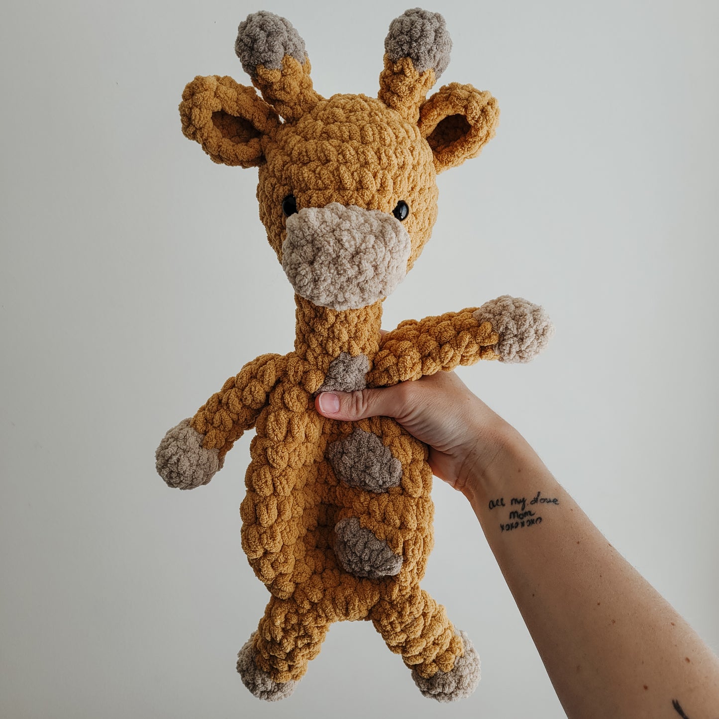 Griffie the Giraffe Snuggler (Crochet Pattern)