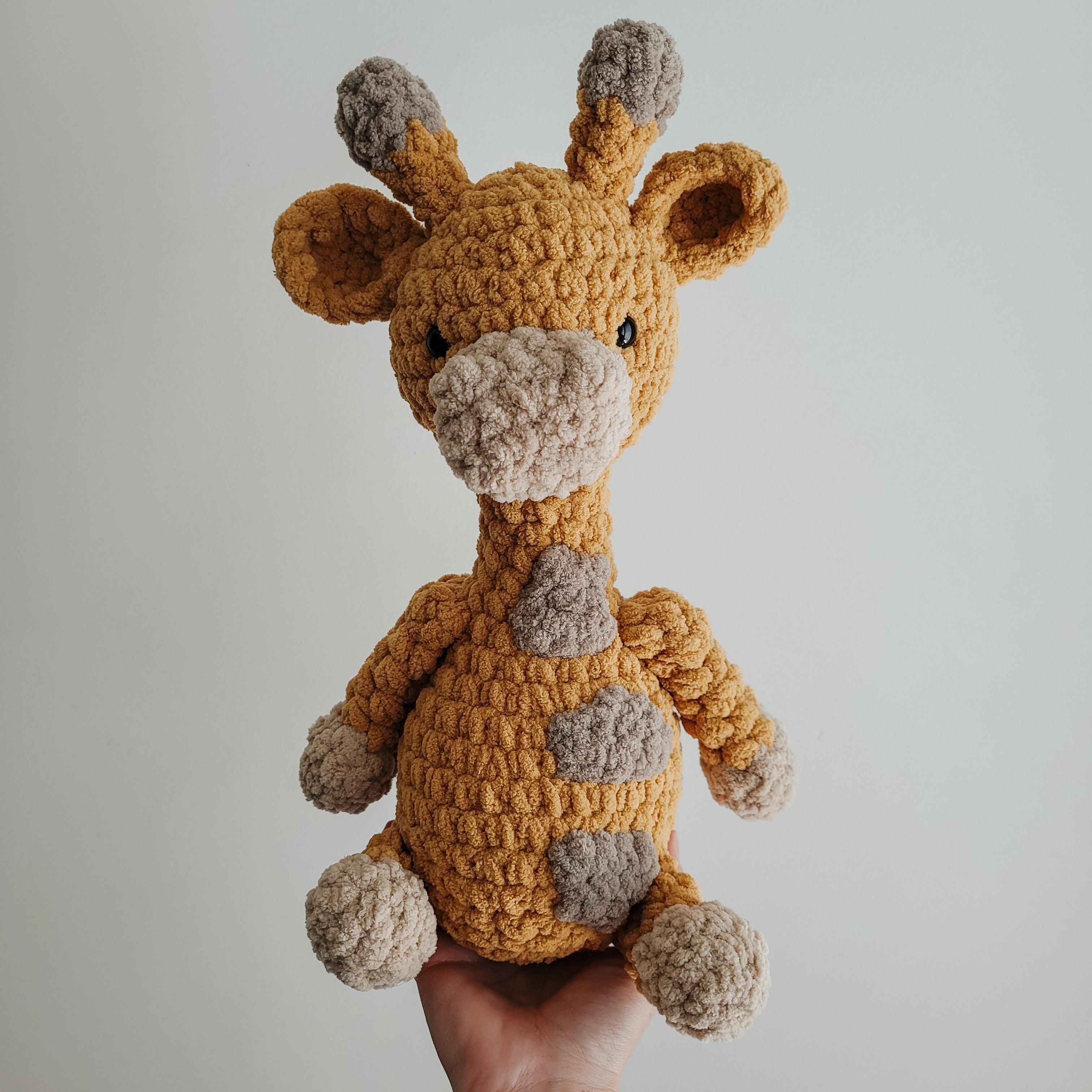 Griffie the Giraffe Stuffie (Crochet Pattern) – The Cosy Stitch