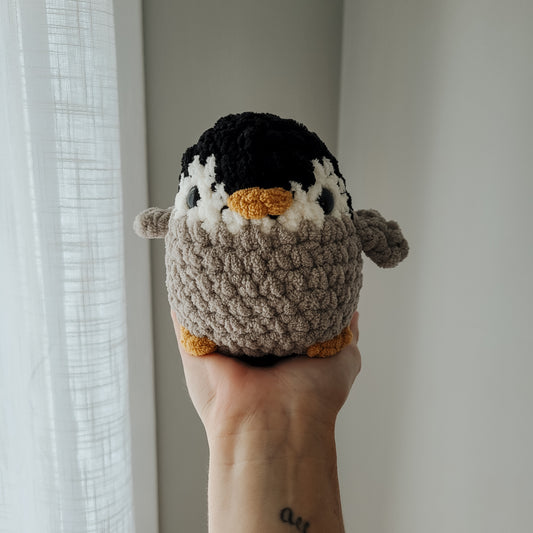 Penguin Chubby Buddy (Crochet Pattern)