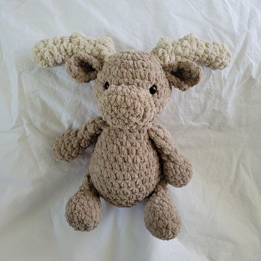 Monty the Moose Stuffie (Crochet Pattern)