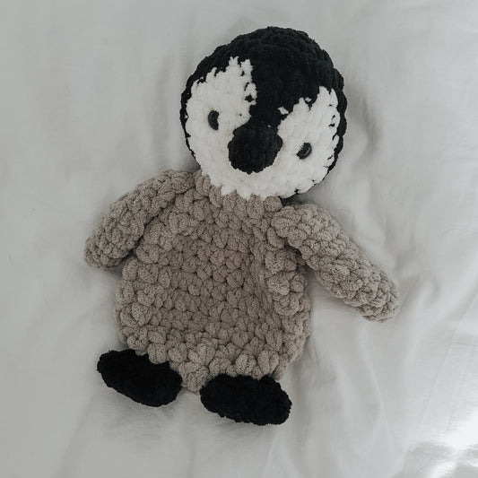 Peppy the Penguin Snuggler (Crochet Pattern)