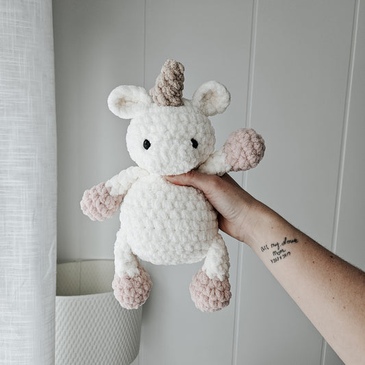 Unie the Unicorn Chunky Stuffie (Crochet Pattern)