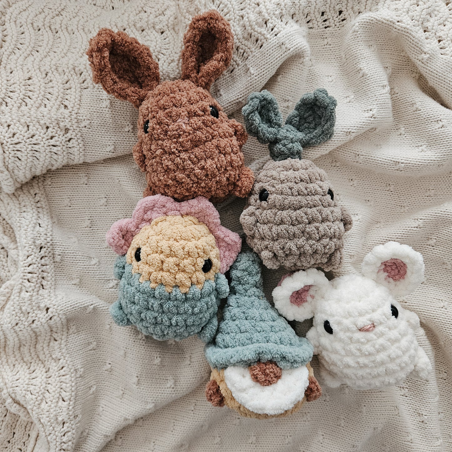 Flower Chubby Mini Buddy (Crochet Pattern)