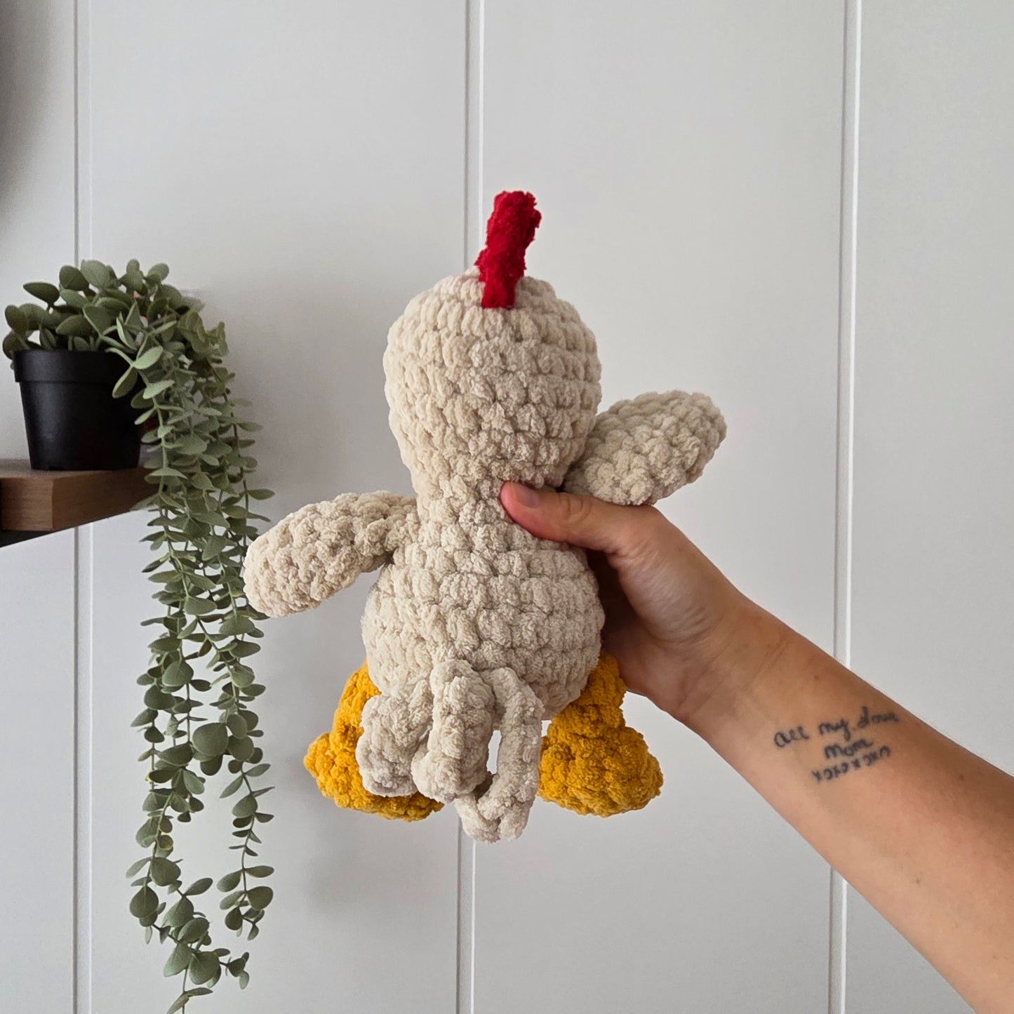 Chicken Stuffie COLOUR GUIDE + Beak, Comb, Tail Pattern (Crochet Pattern)