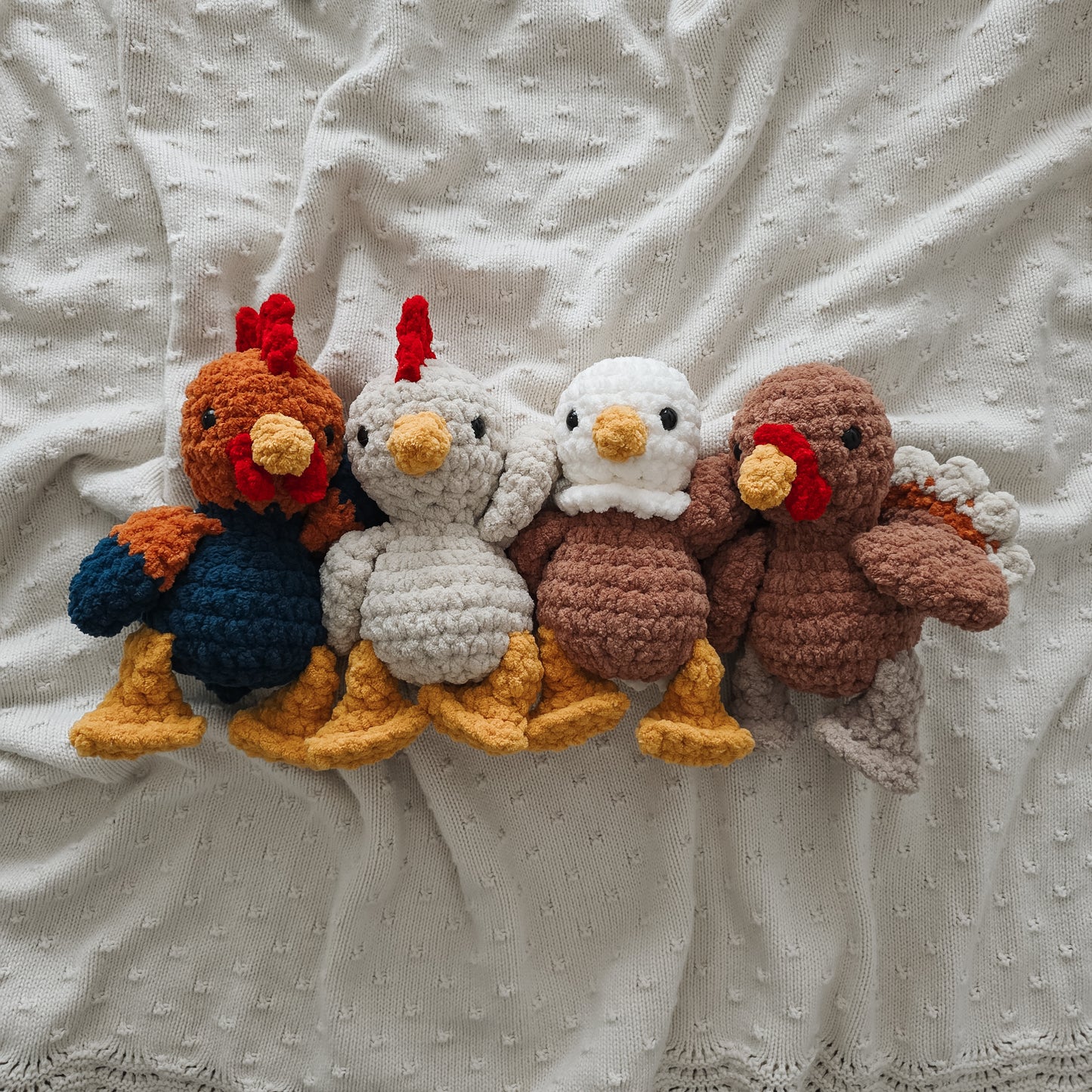 Rooster Stuffie COLOUR GUIDE + Beak, Wattle, Comb, Tail Pattern (Crochet Pattern)