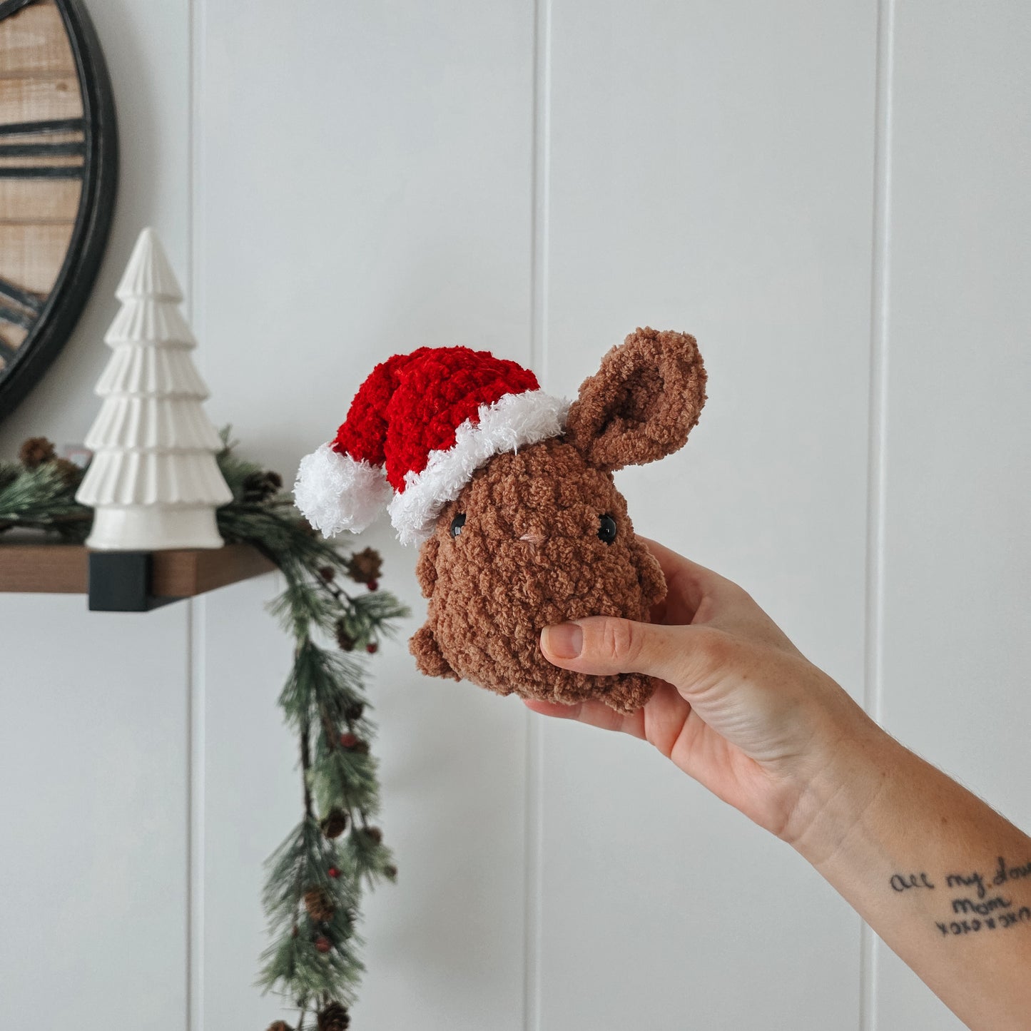 Mini Santa Hat (Crochet Pattern)
