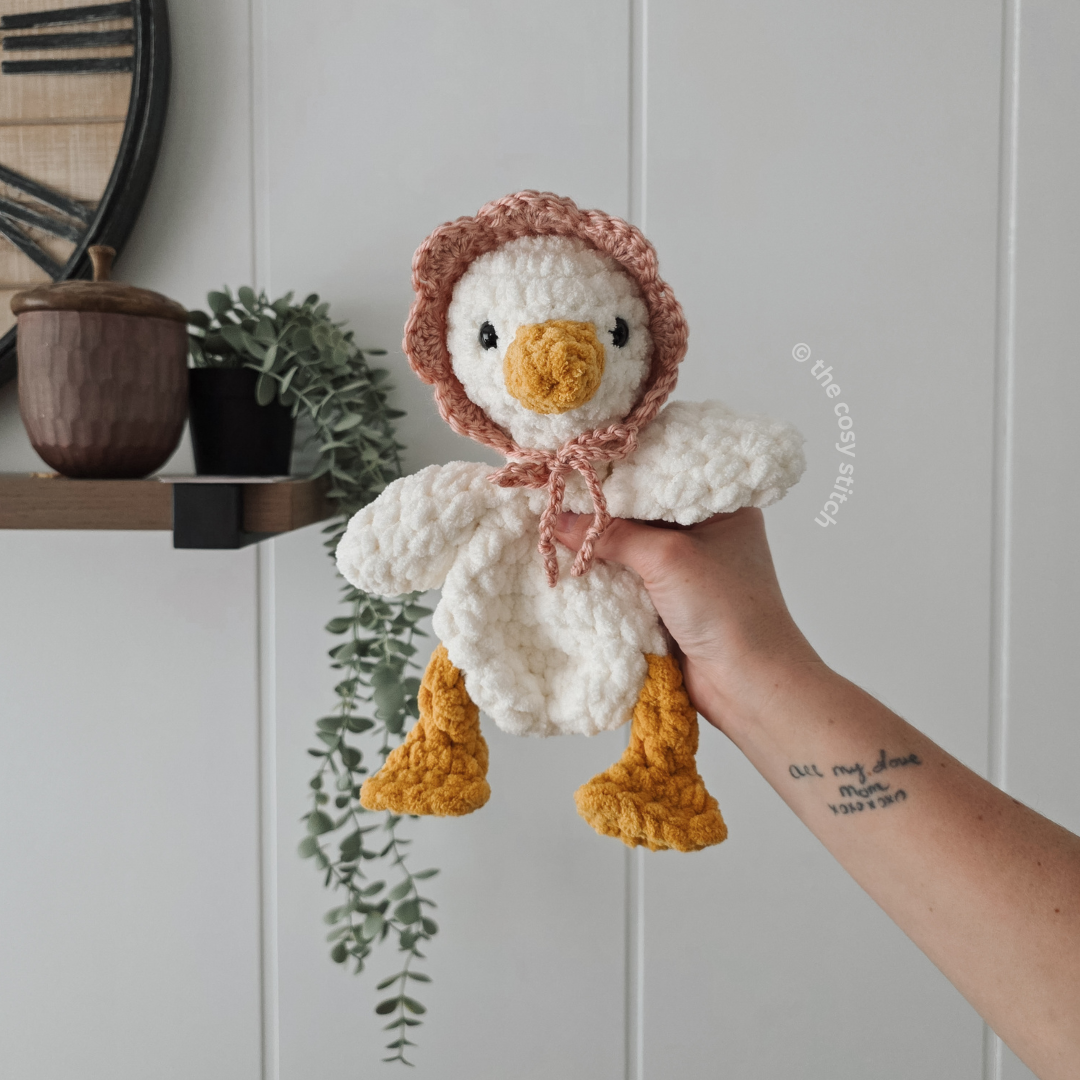 Gussie the Goose Mini Snuggler (Crochet Pattern)