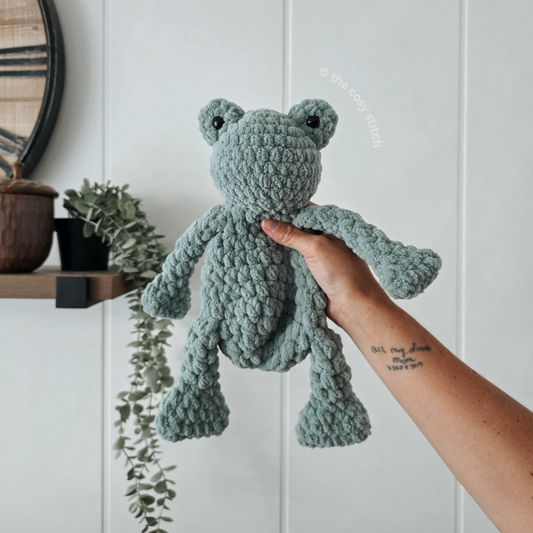 Frankie the Frog Snuggler (Crochet Pattern)