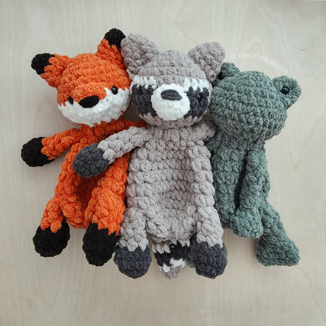 Frankie the Frog Snuggler (Crochet Pattern)