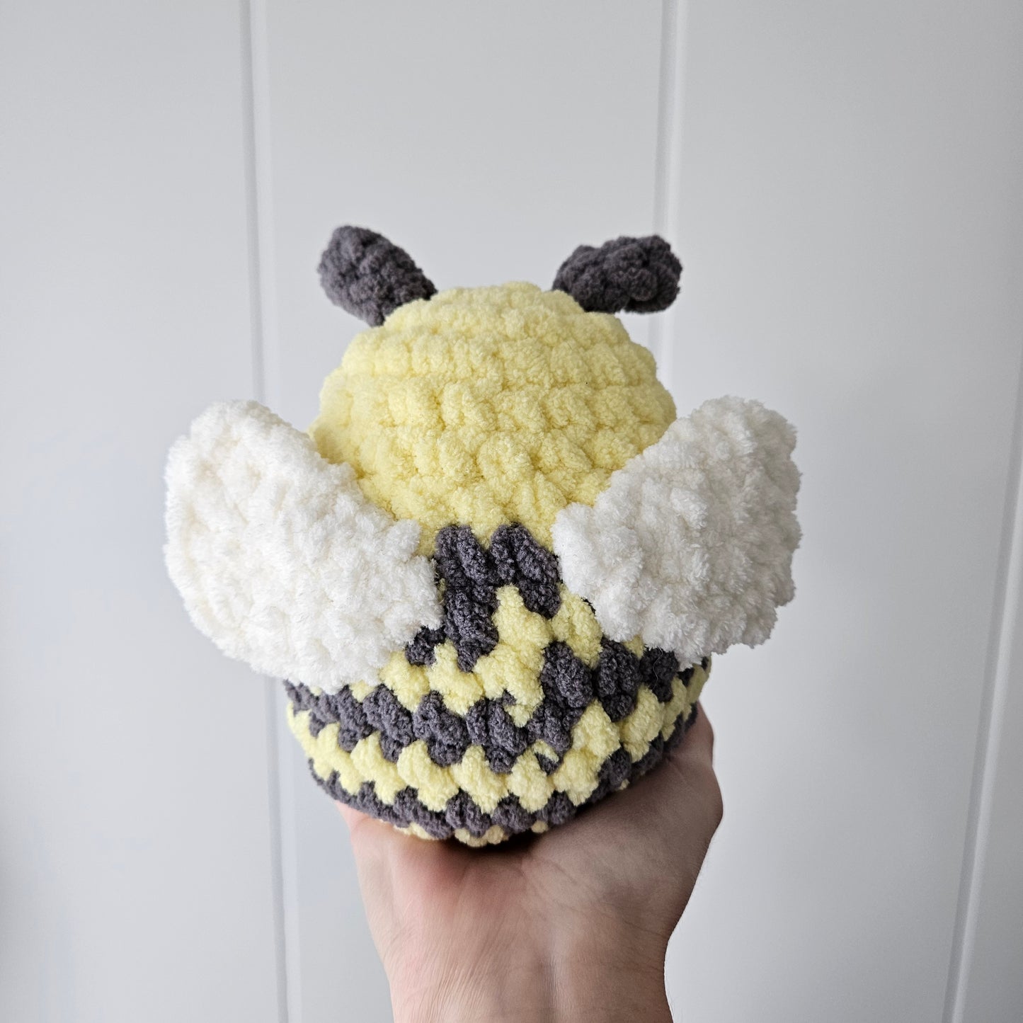 Bumblebee Chubby Buddy (Crochet Pattern)