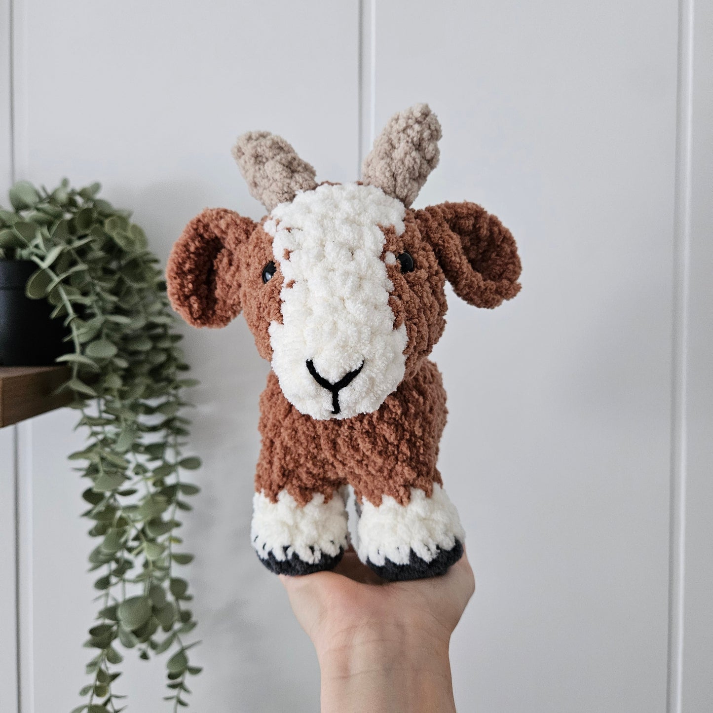 Gibbie the Goat Plushie (Crochet Pattern)