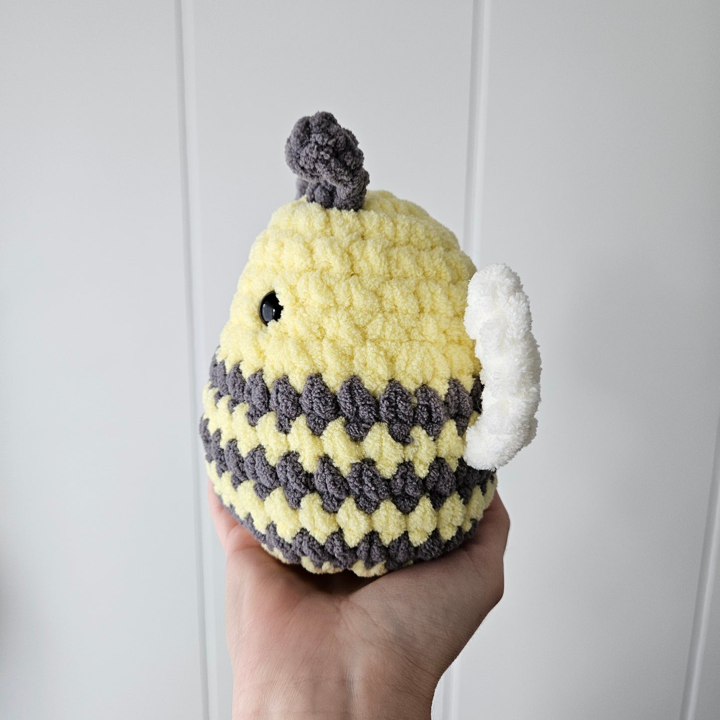 Bumblebee Chubby Buddy (Crochet Pattern)