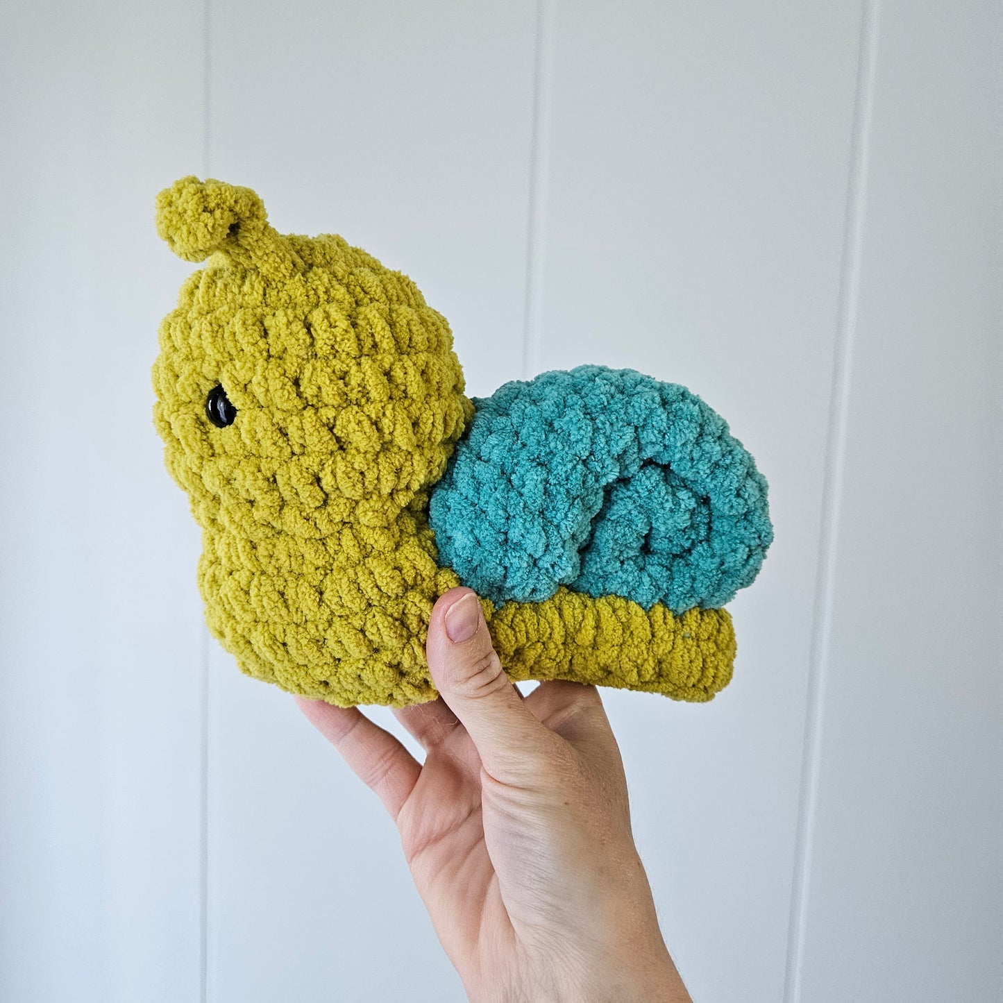 Snail Chubby Buddy (Crochet Pattern)