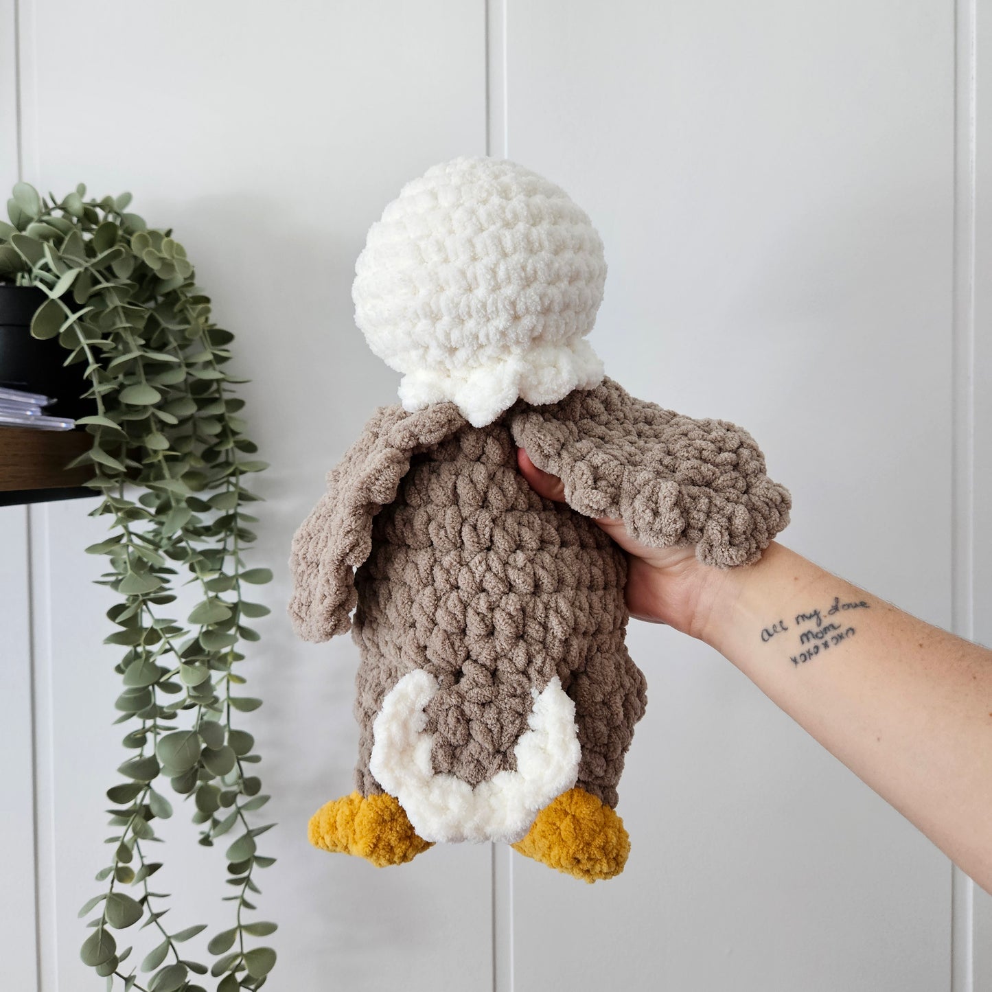 East the Eagle Snuggler (Crochet Pattern)