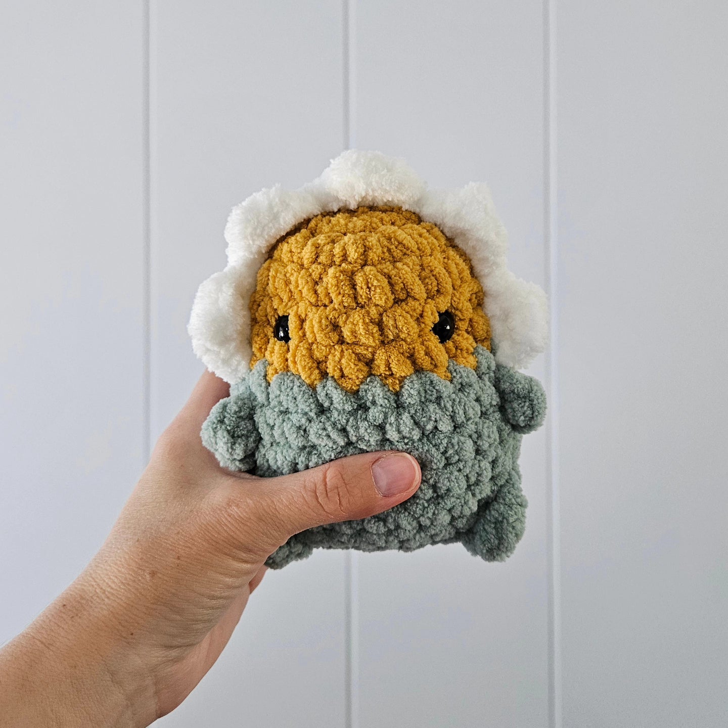 Flower Chubby Buddy (Crochet Pattern)