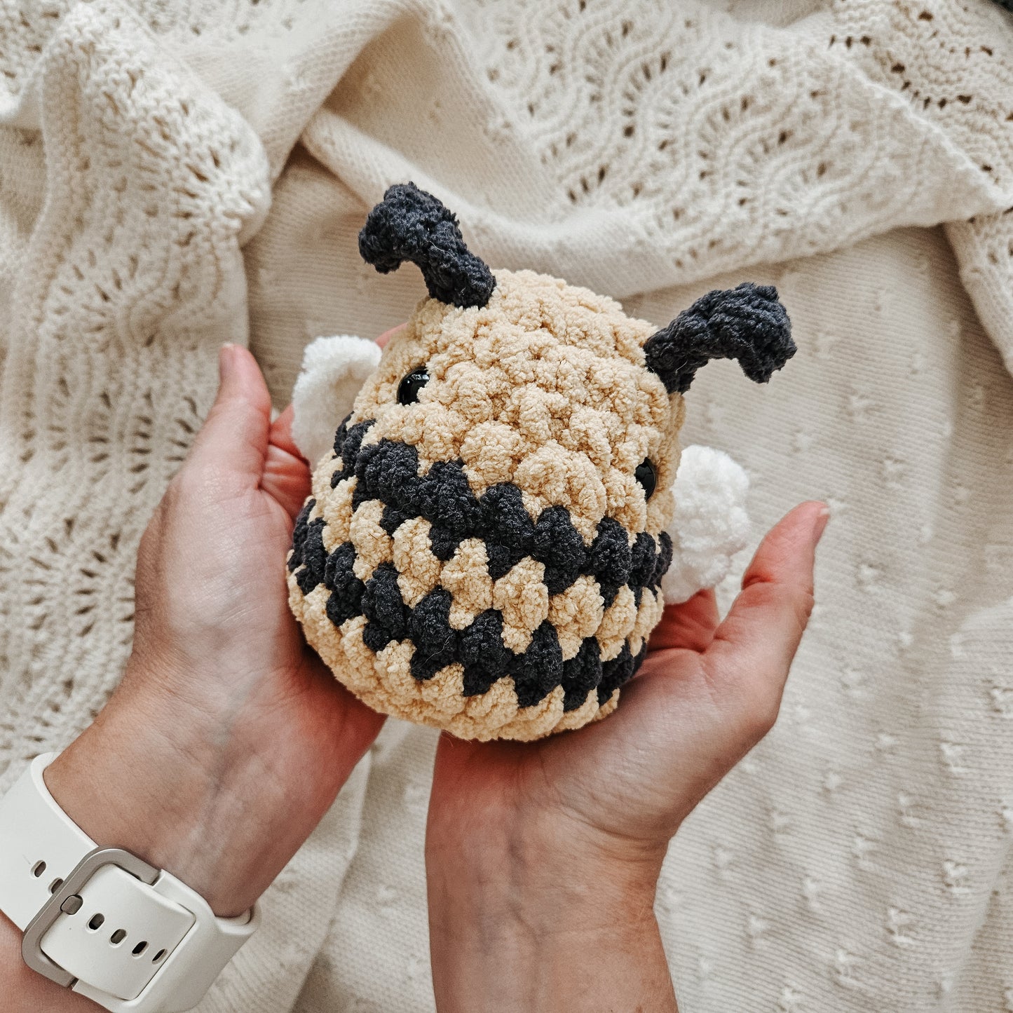 Bee Chubby MINI Buddy (Crochet Pattern)