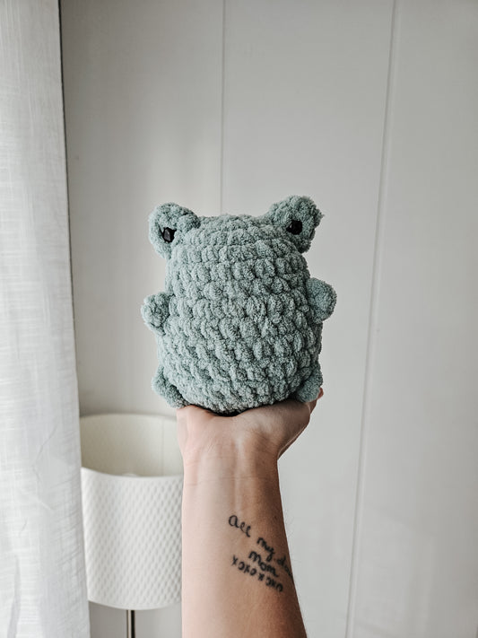 Frog Chubby Buddy (Crochet Pattern)