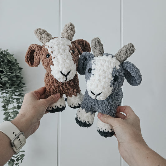 Gibbie the Goat Plushie (Crochet Pattern)