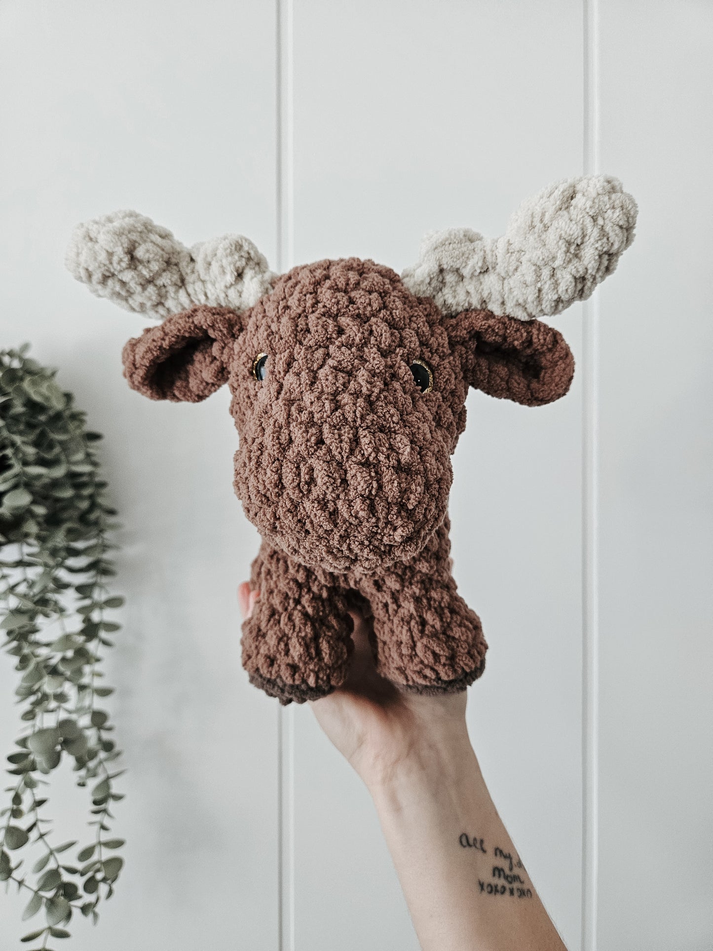 Marlow the Moose Plushie (Crochet Pattern)