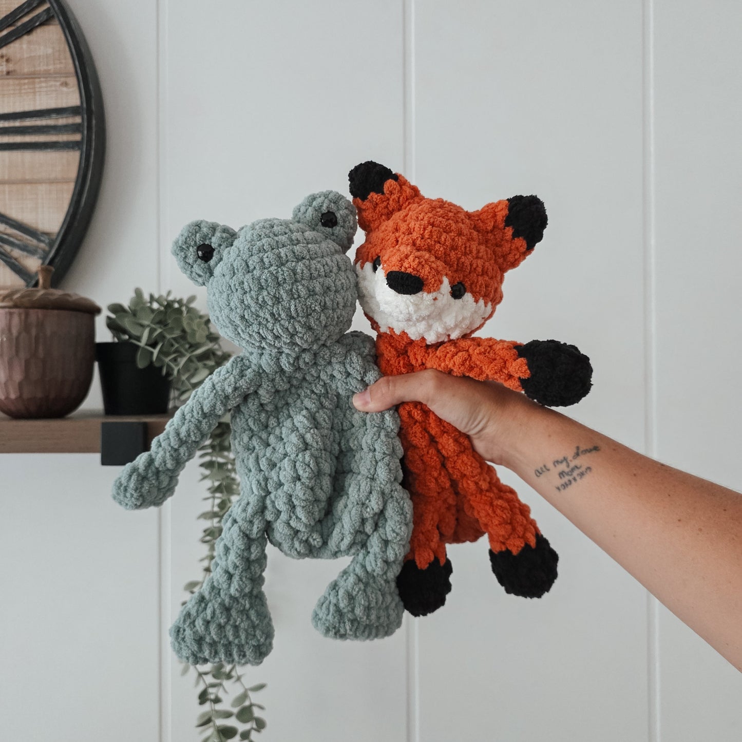 Fergus the Fox Snuggler (Crochet Pattern)